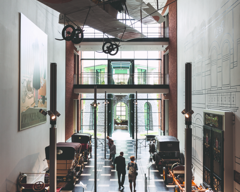 Spyker hal gezien van boven