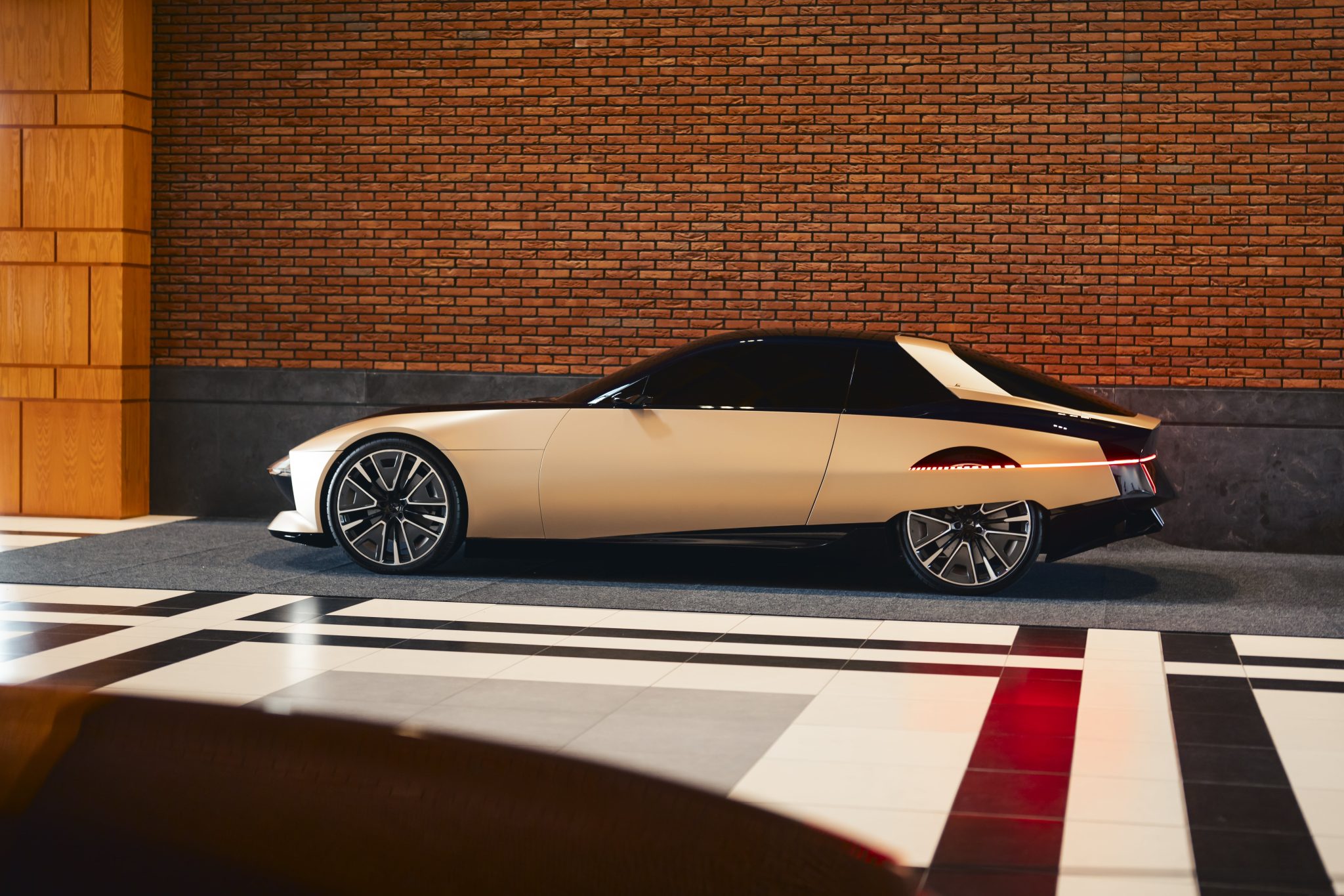 DS Citroën SM Tribute